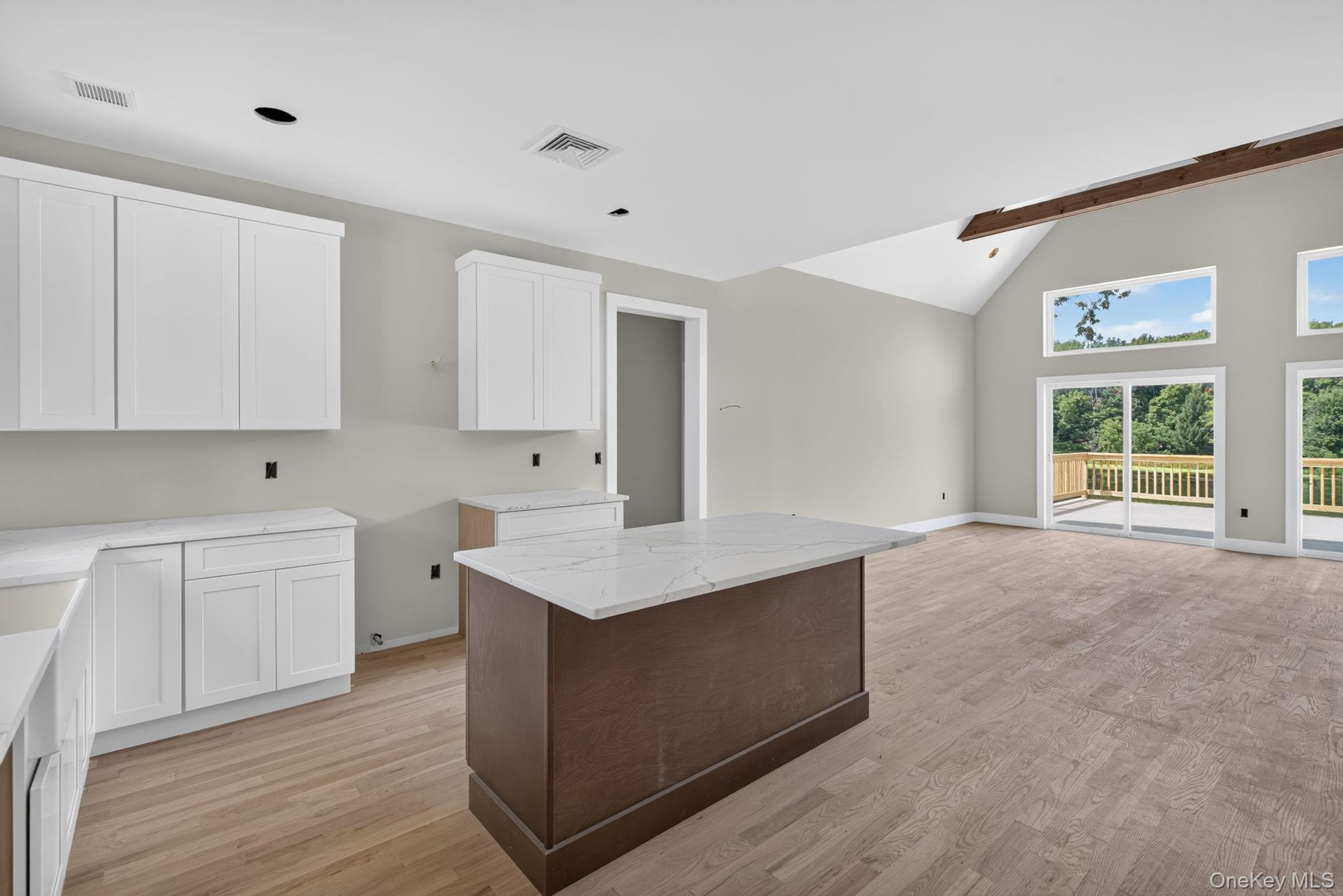 86 Shore Boulevard – For Sale photo 9