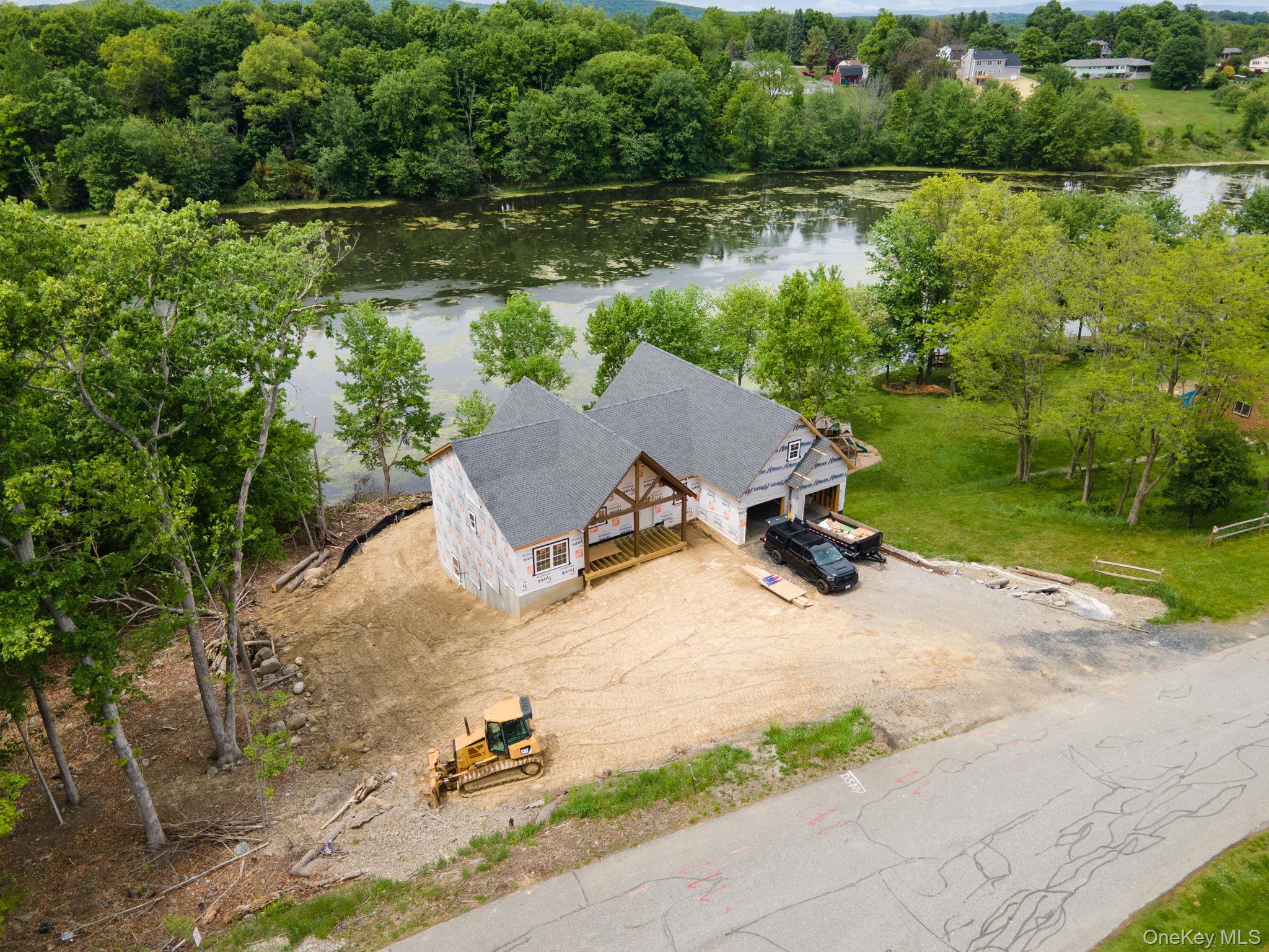 86 Shore Boulevard – For Sale photo 40