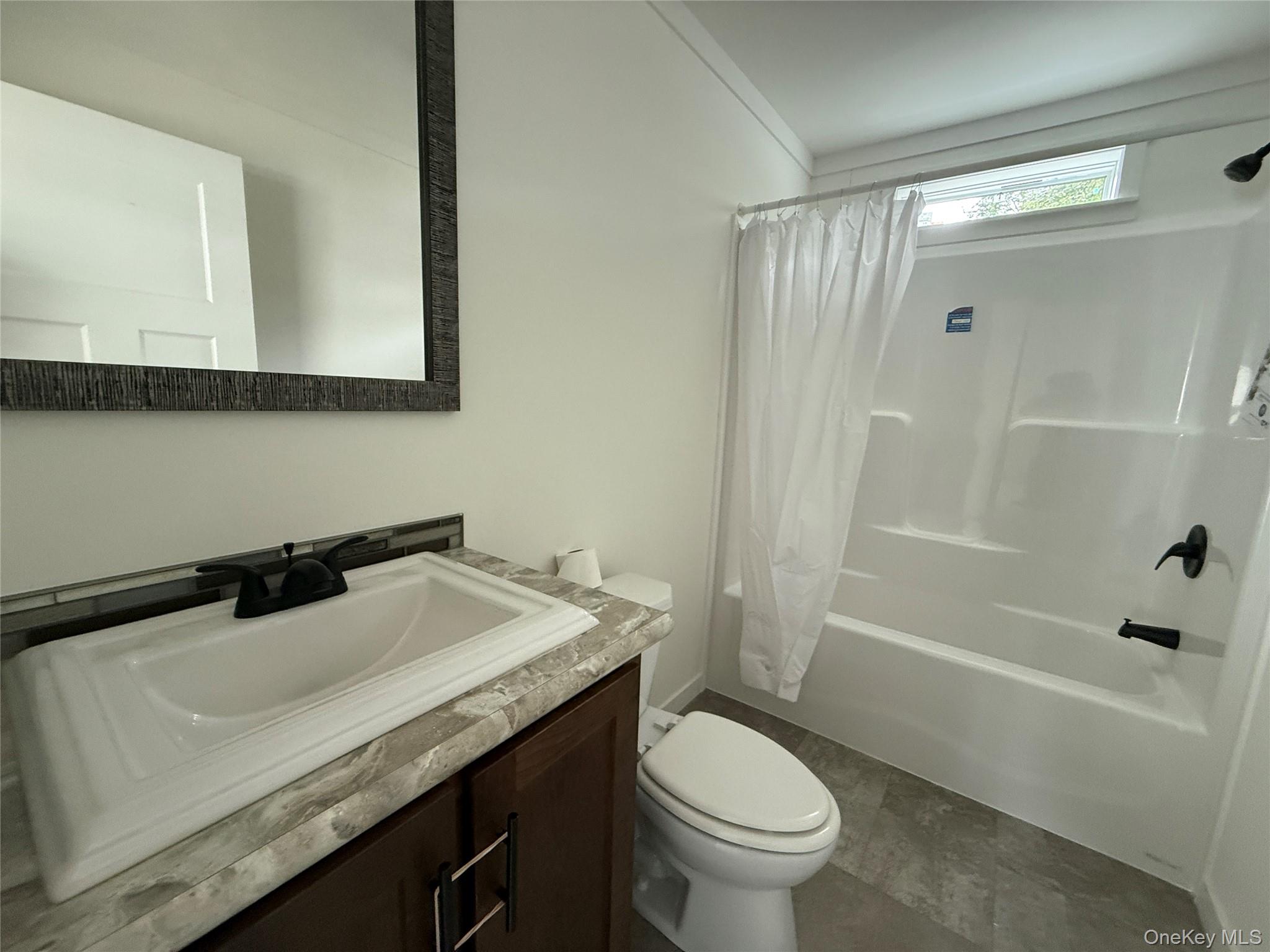 114 Forest Park (aka Hubert St) – For Sale photo 12