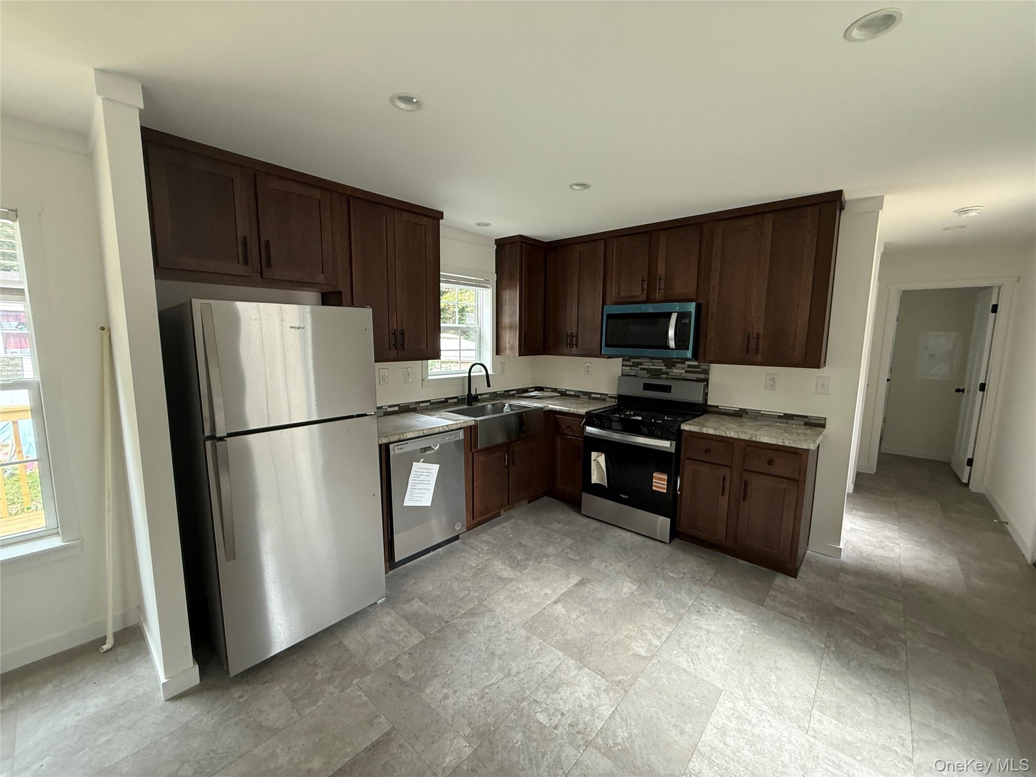 114 Forest Park (aka Hubert St) – For Sale photo 4