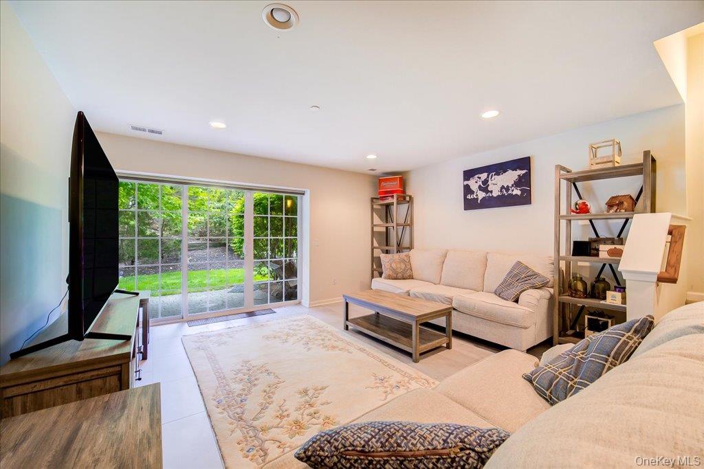506 Southview Drive – For Sale photo 33
