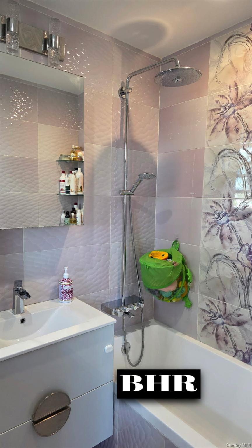 134 W End Avenue, Unit 4A photo 12