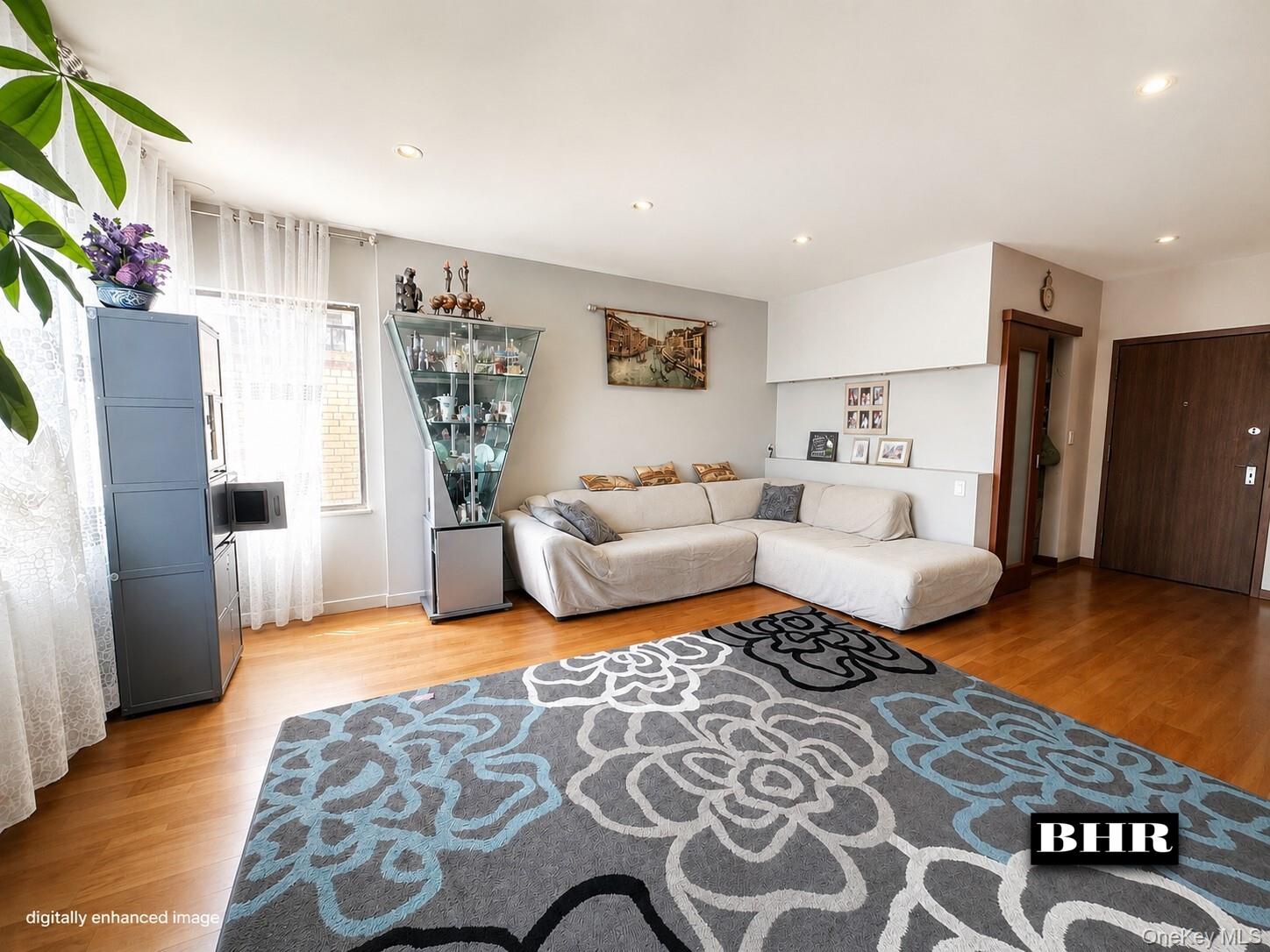 134 W End Avenue, Unit 4A photo 3
