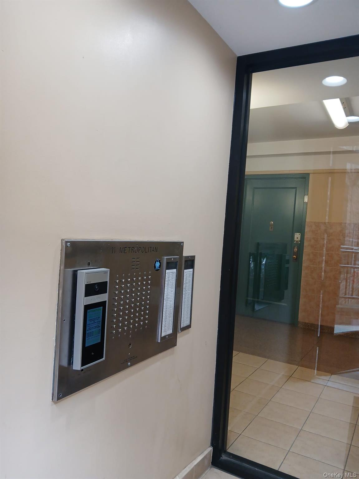 11 Metropolitan Oval, Unit 4G photo 4
