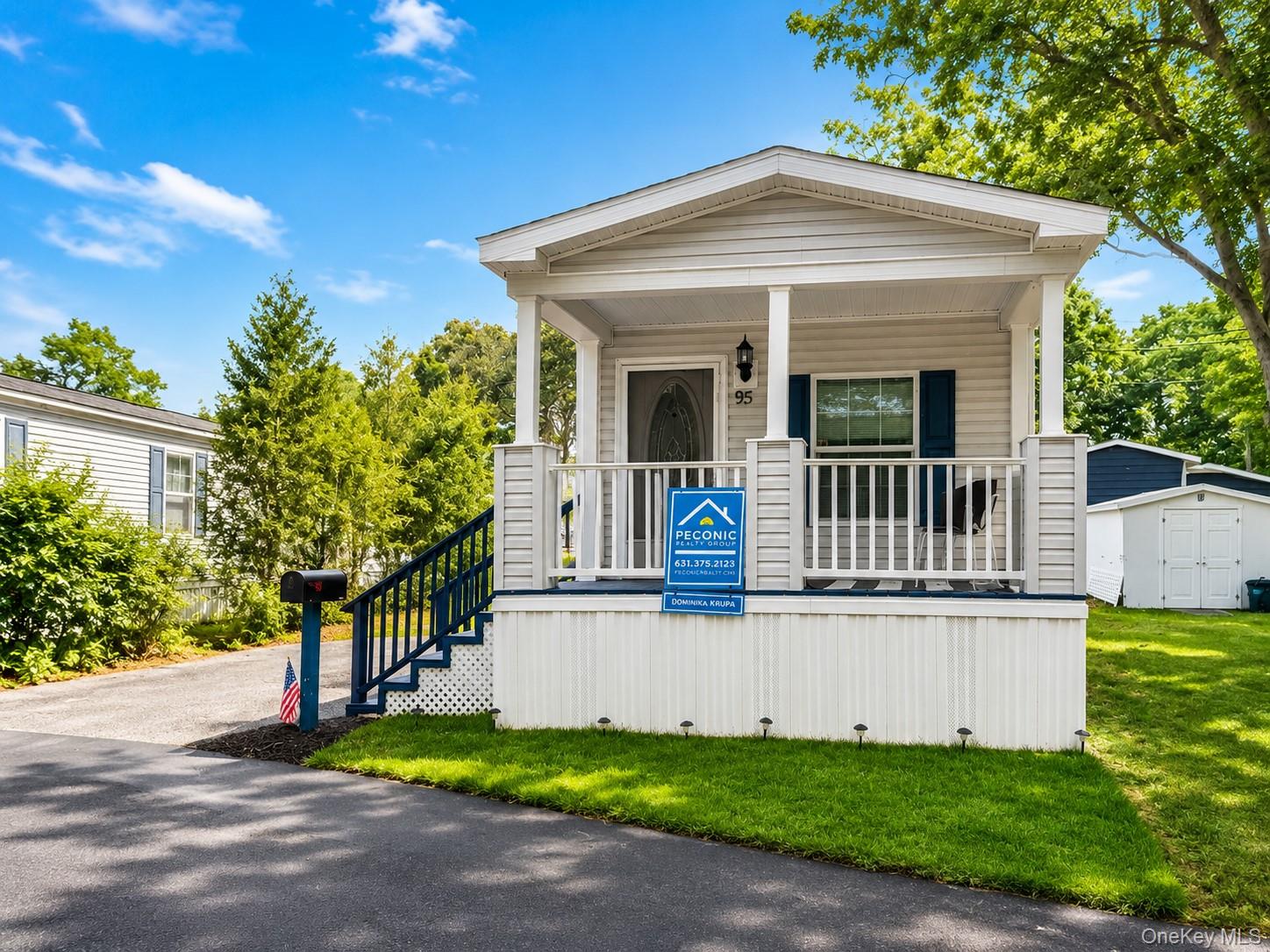 37 Hubbard Avenue, Unit 95