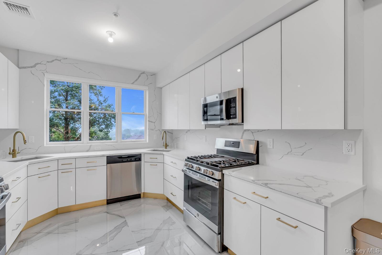 182 Blauvelt Road – For Sale photo 9
