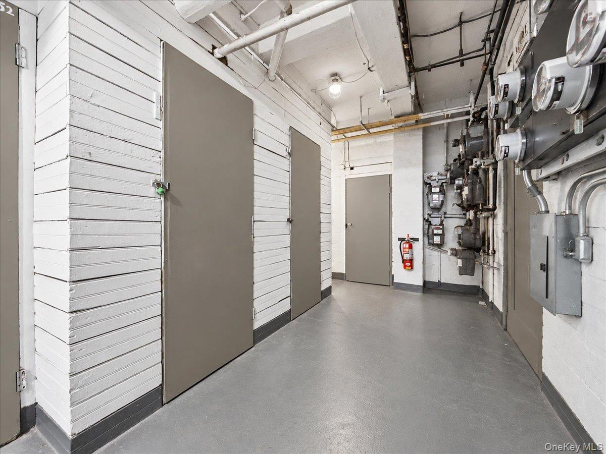 3431 82nd Street, Unit 1 photo 20