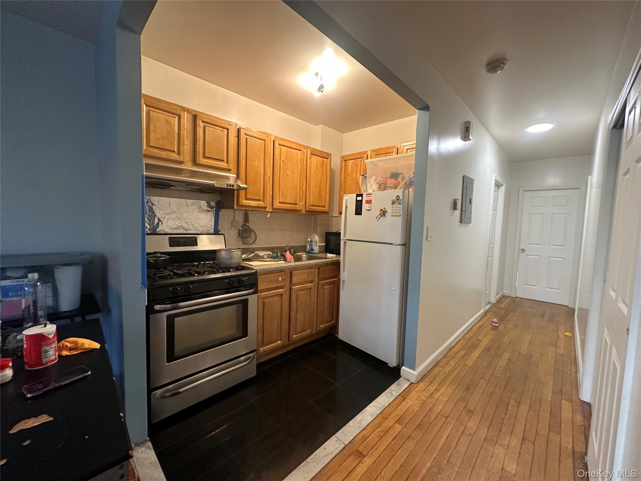 8543 Britton Avenue – For Sale photo 5