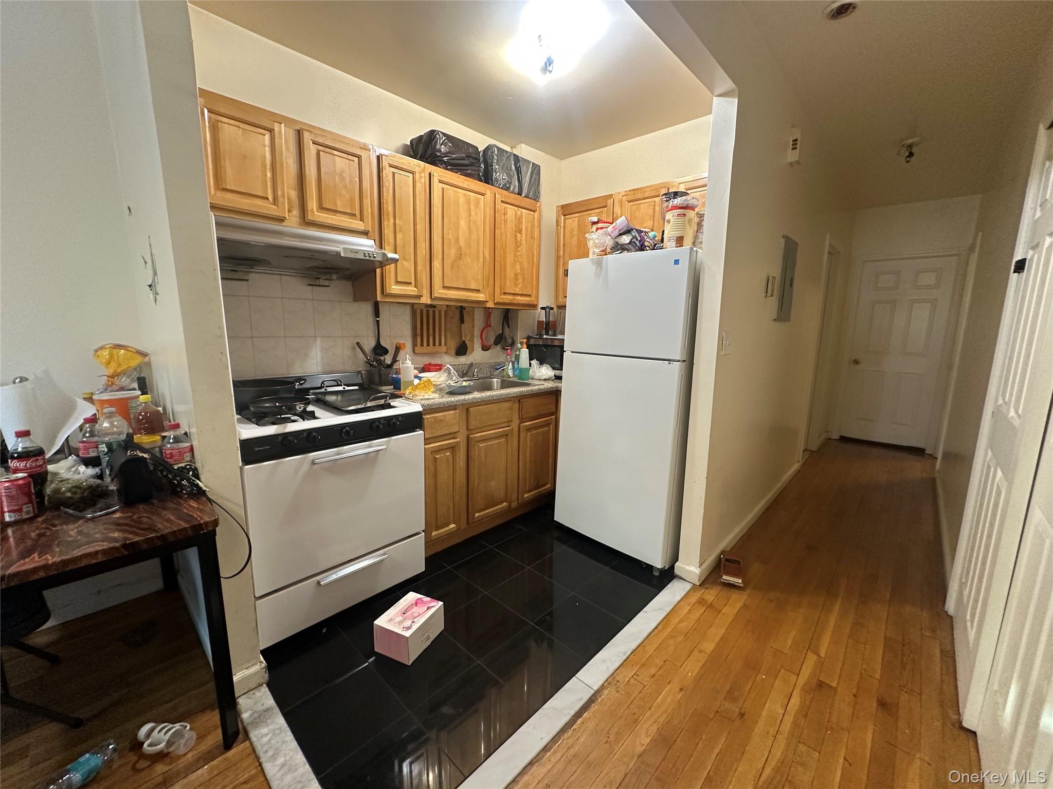 8543 Britton Avenue – For Sale photo 4