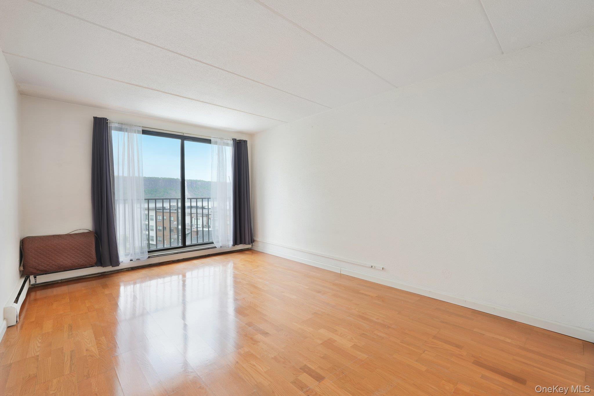 1120 Warburton Avenue, Unit 3F photo 14