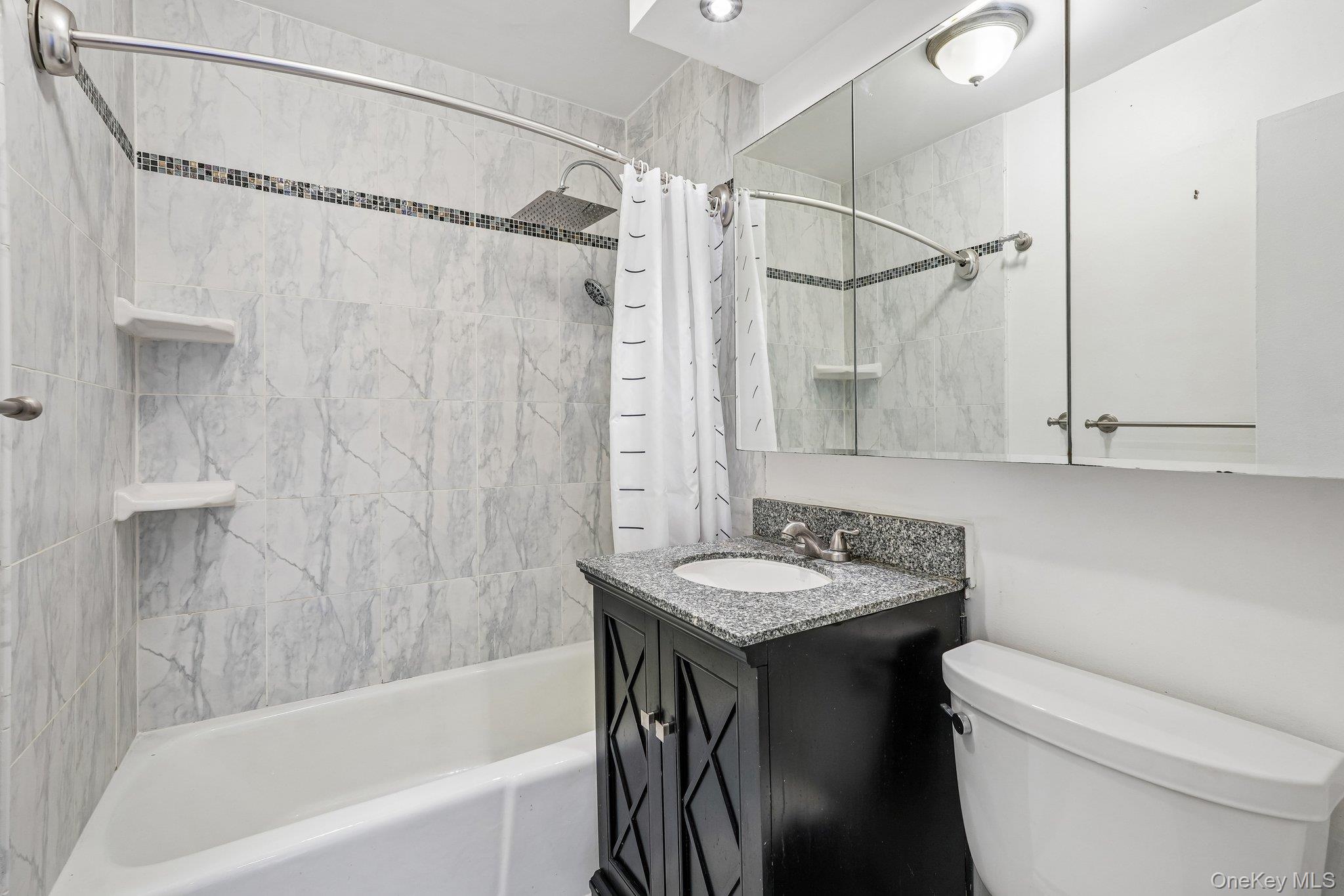 1120 Warburton Avenue, Unit 3F photo 11