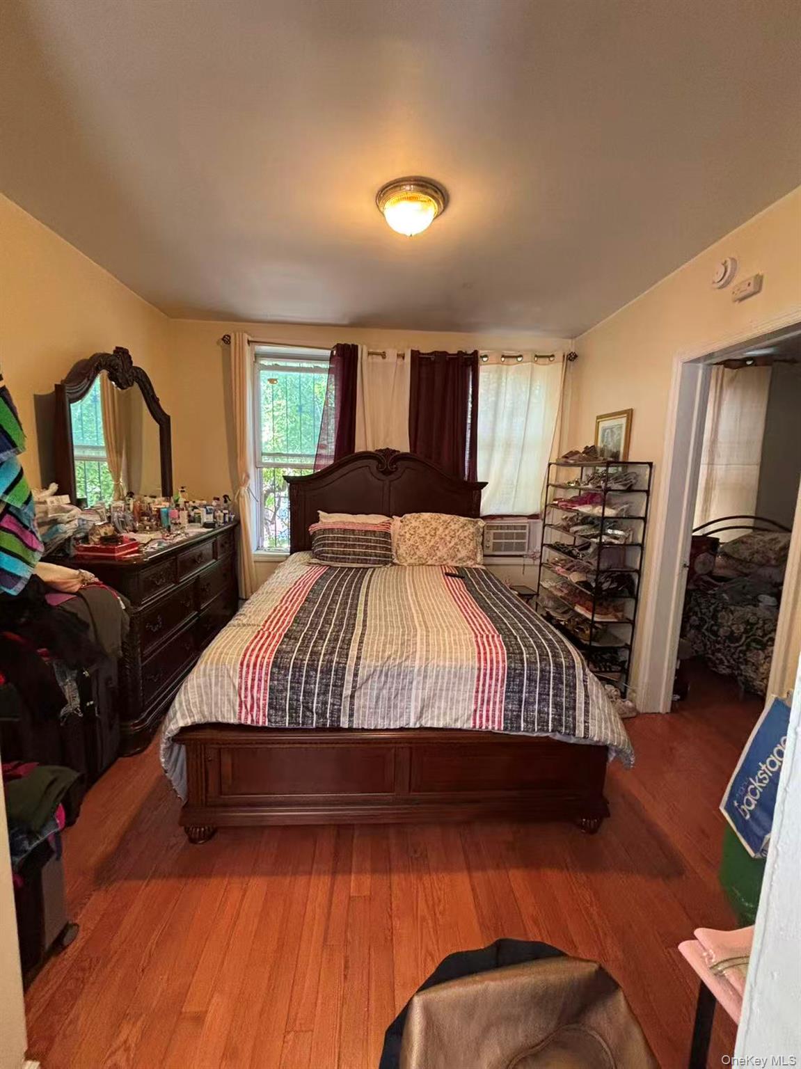 450 Newport Street – For Sale photo 5
