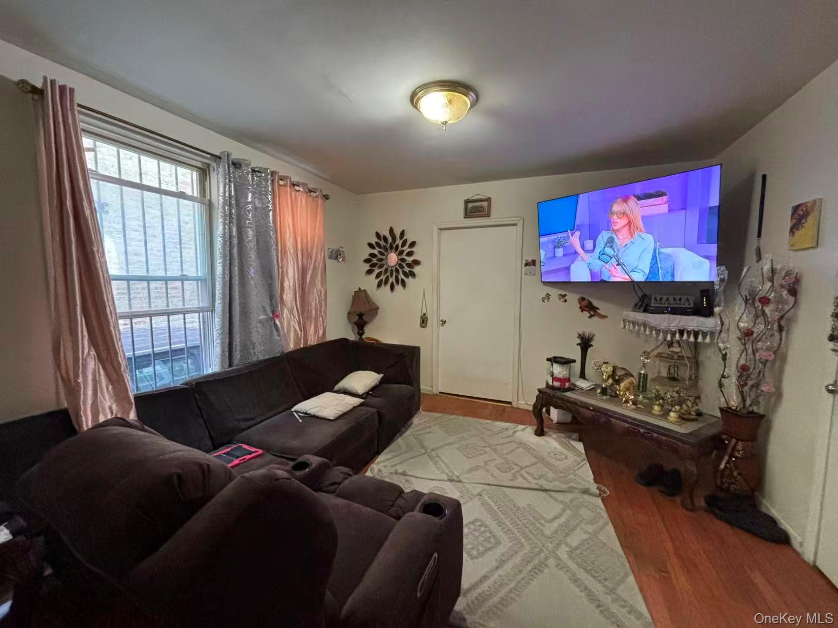 450 Newport Street – For Sale photo 19