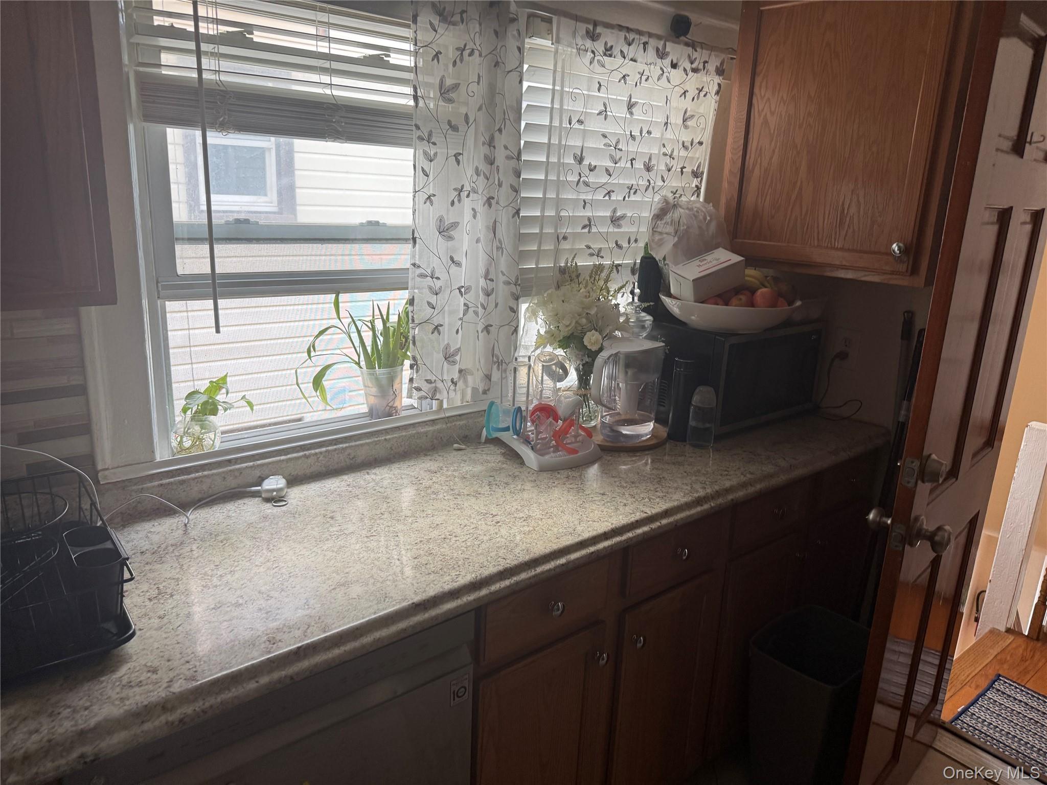 140 Terrace Avenue – For Sale photo 9