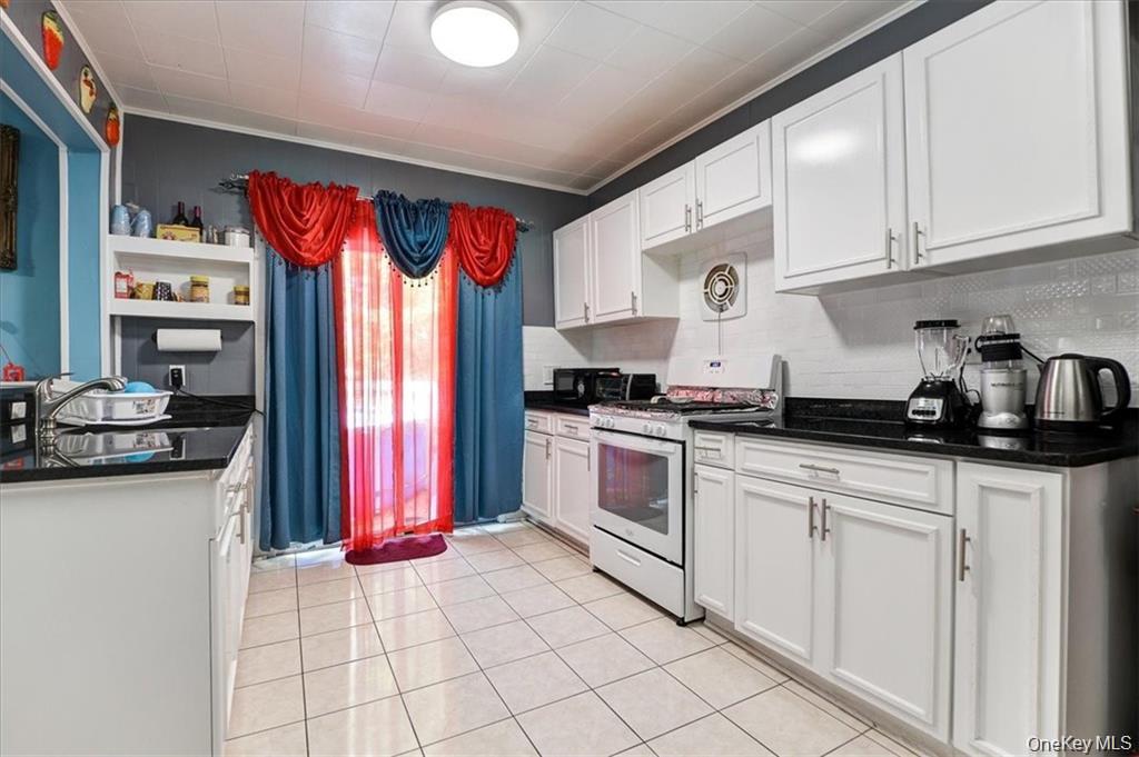 5 Tallman Place – For Sale photo 5