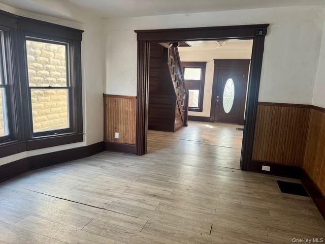 14 Smith Street – For Rent photo 6