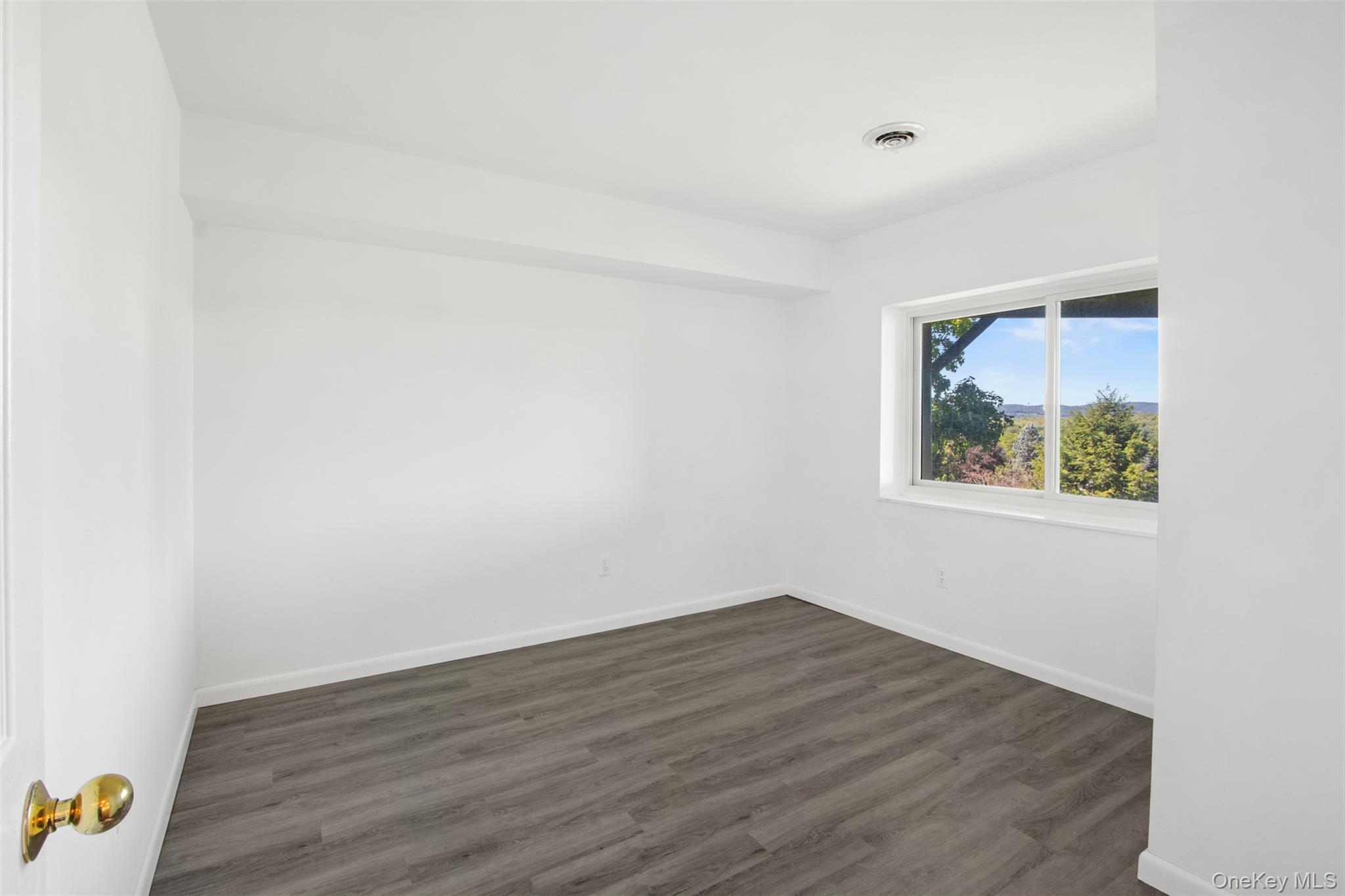 15 Deer Pond Drive – For Sale photo 30