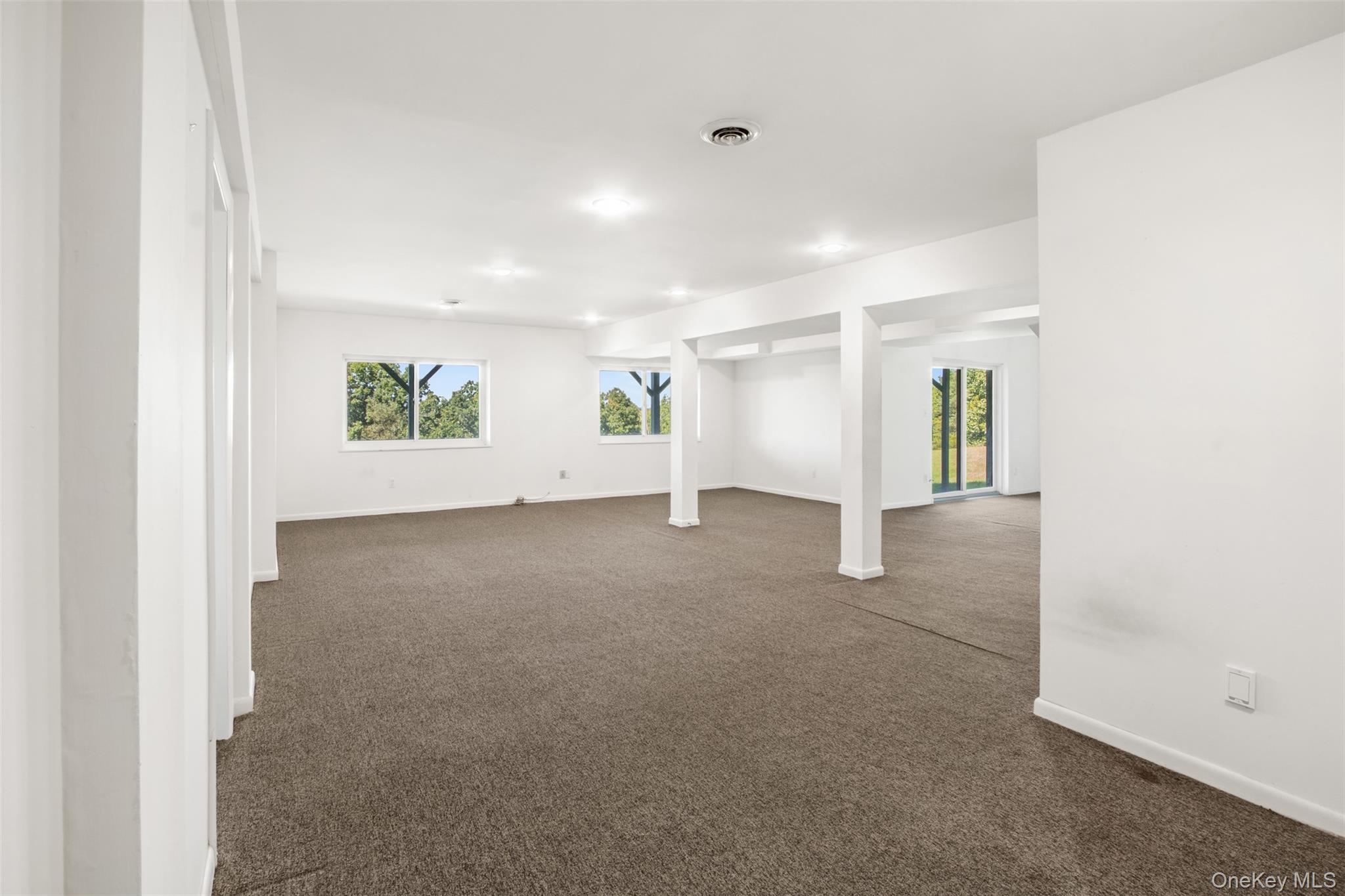 15 Deer Pond Drive – For Sale photo 34