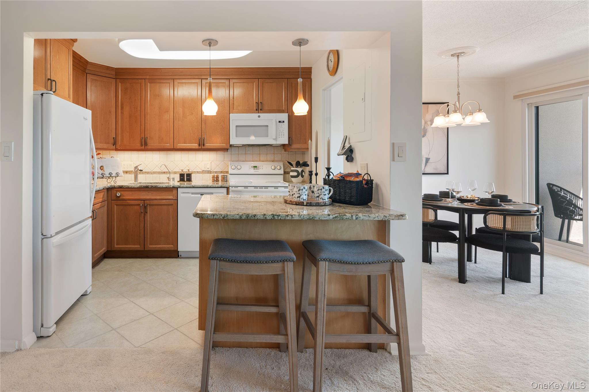 500 High Point Drive, Unit 707 photo 8