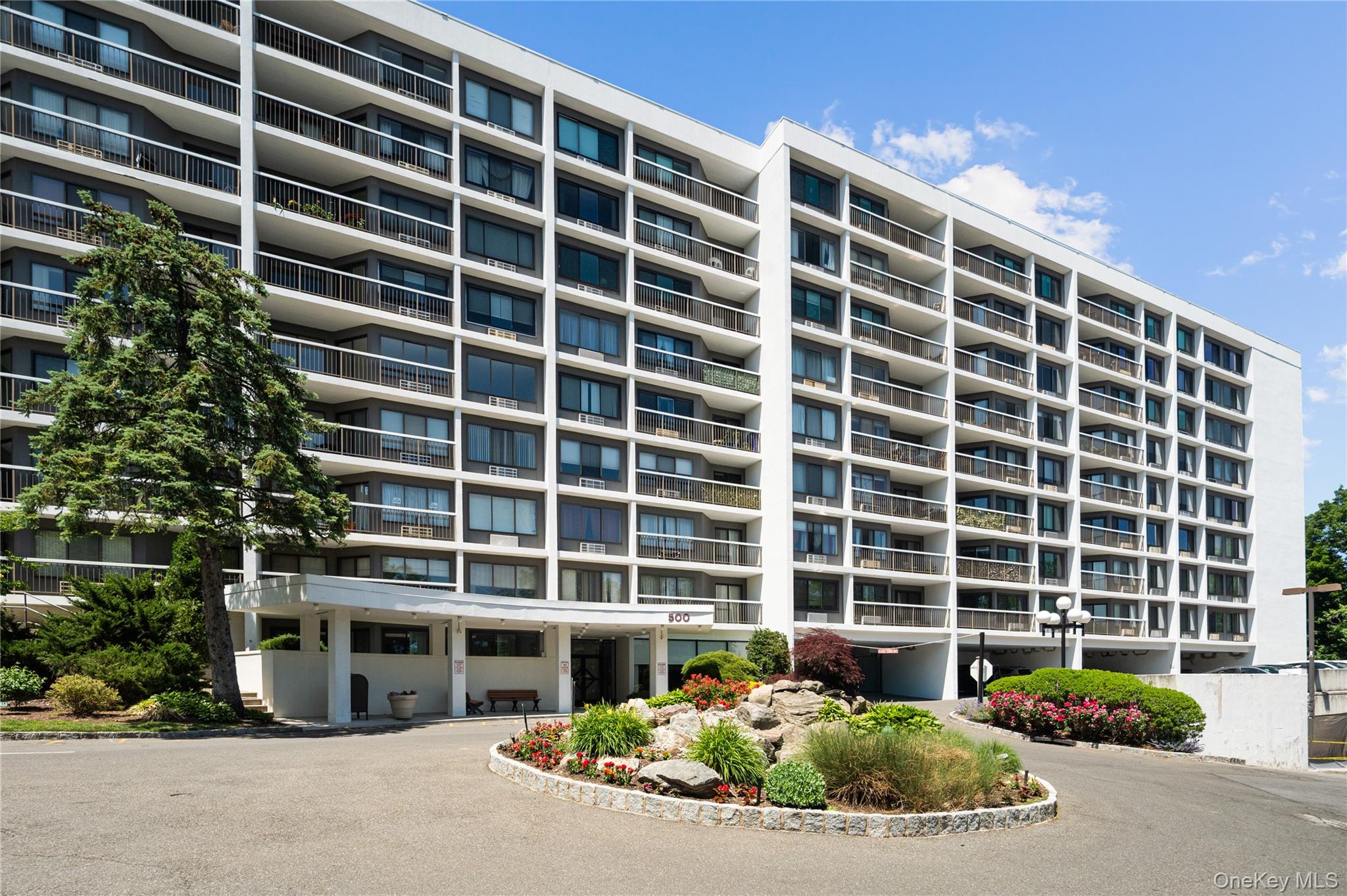 500 High Point Drive, Unit 707 photo 30