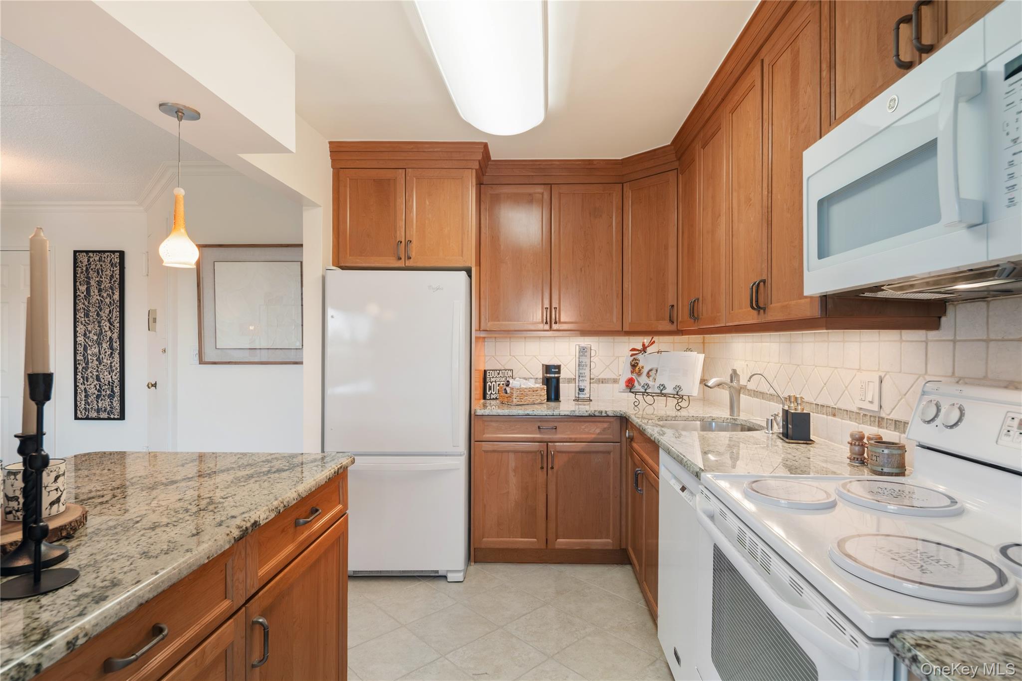 500 High Point Drive, Unit 707 photo 10