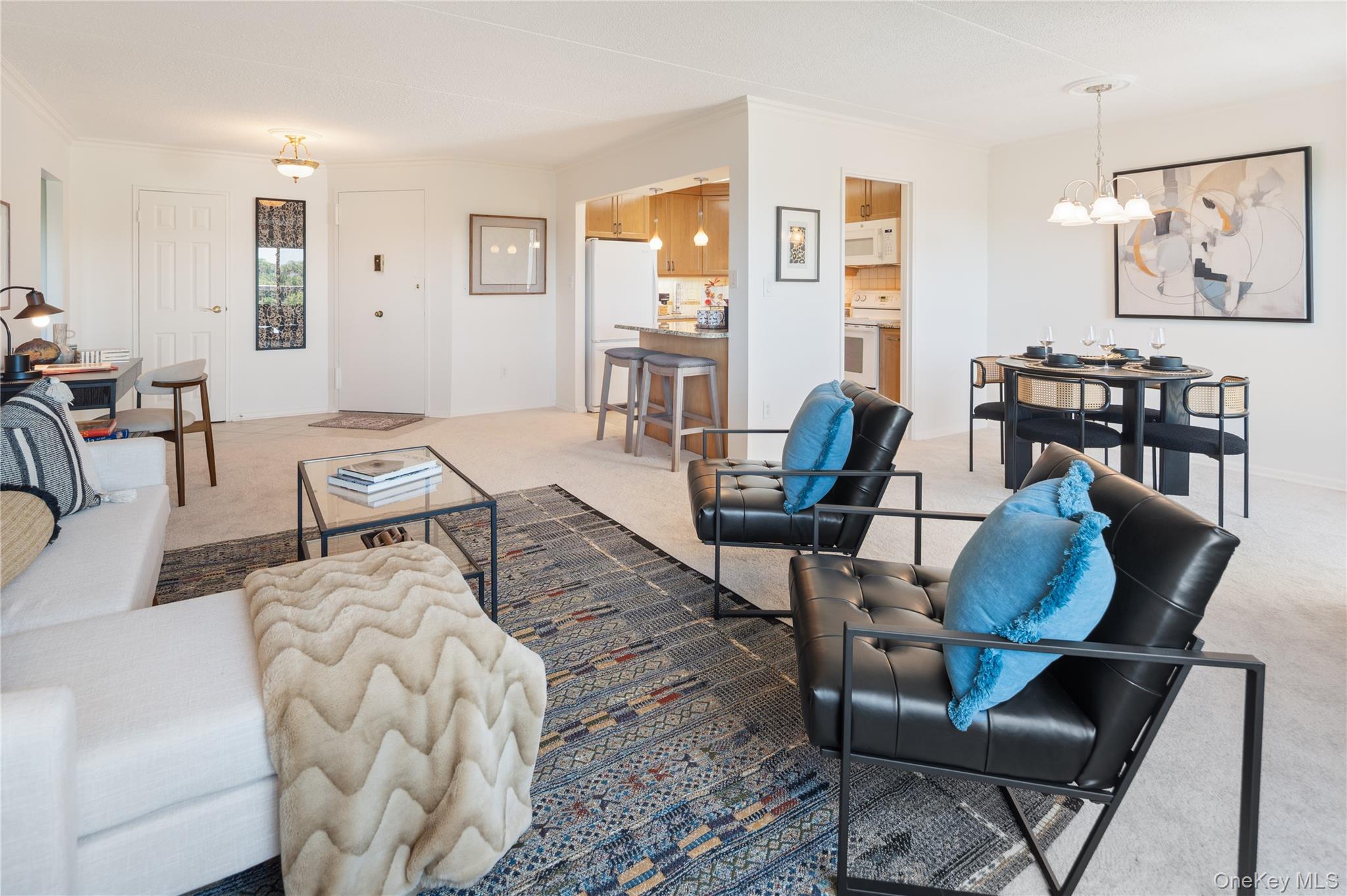 500 High Point Drive, Unit 707 photo 5