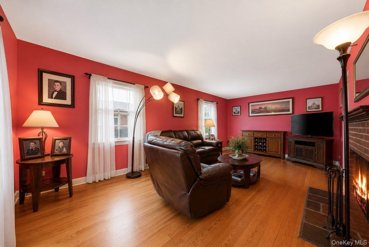 85 Halstead Avenue – For Sale photo 6