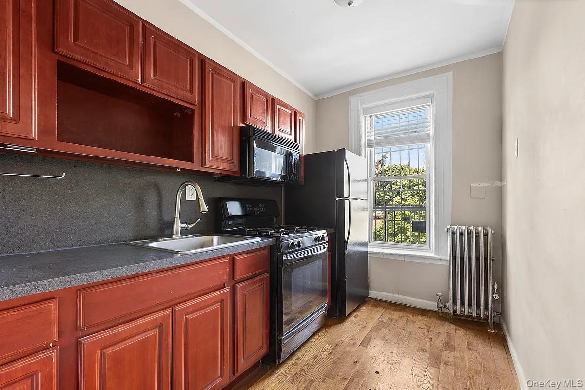 381 Sumpter Street – For Sale photo 4