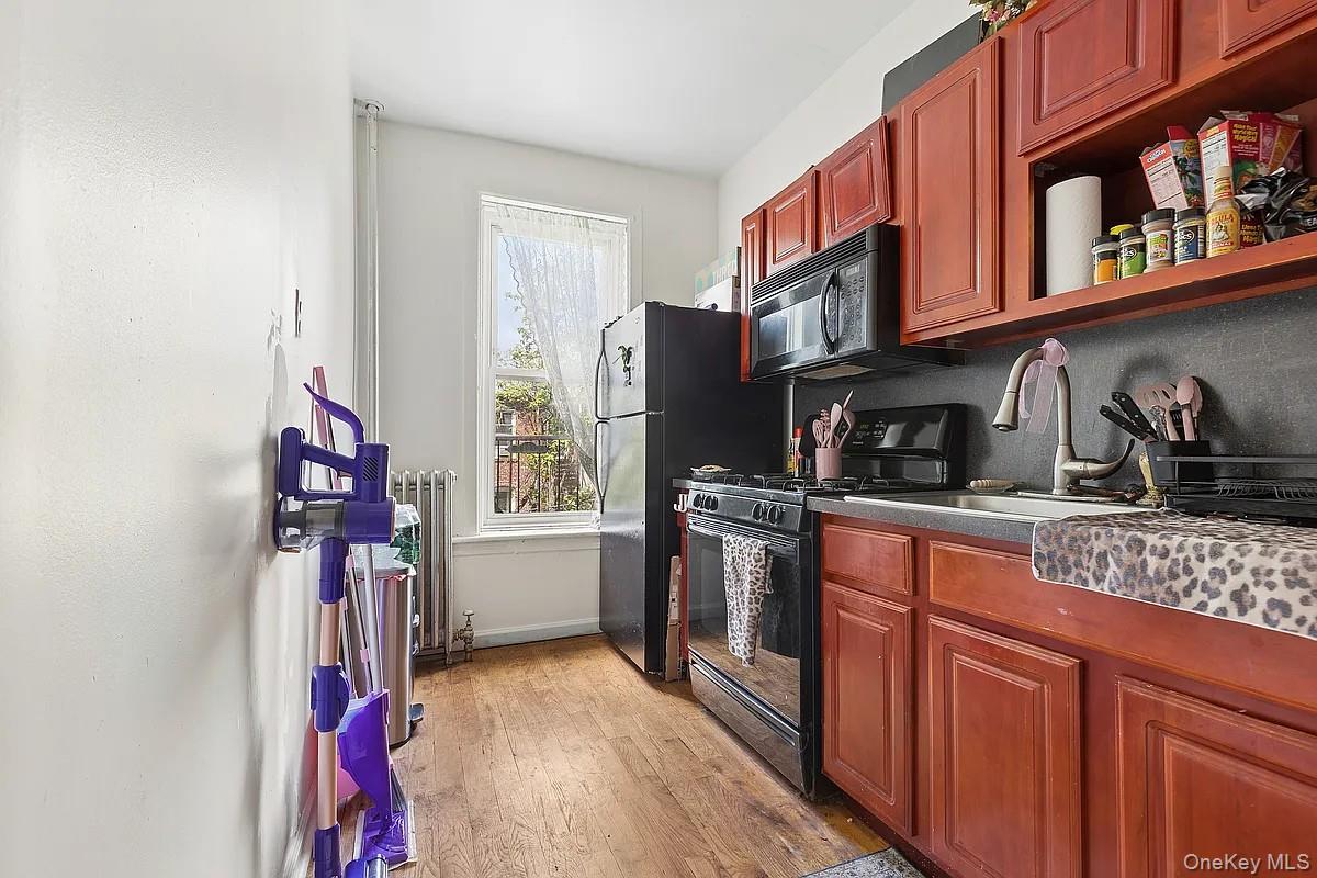 381 Sumpter Street – For Sale photo 5