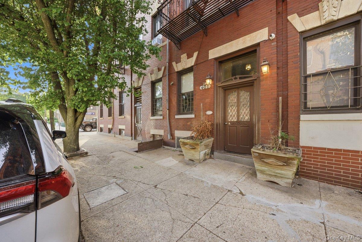 975 McLean Avenue – For Sale photo 16