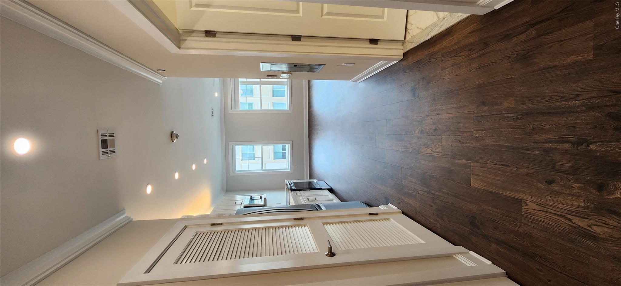 5 Freer Street, Unit 427 photo 6