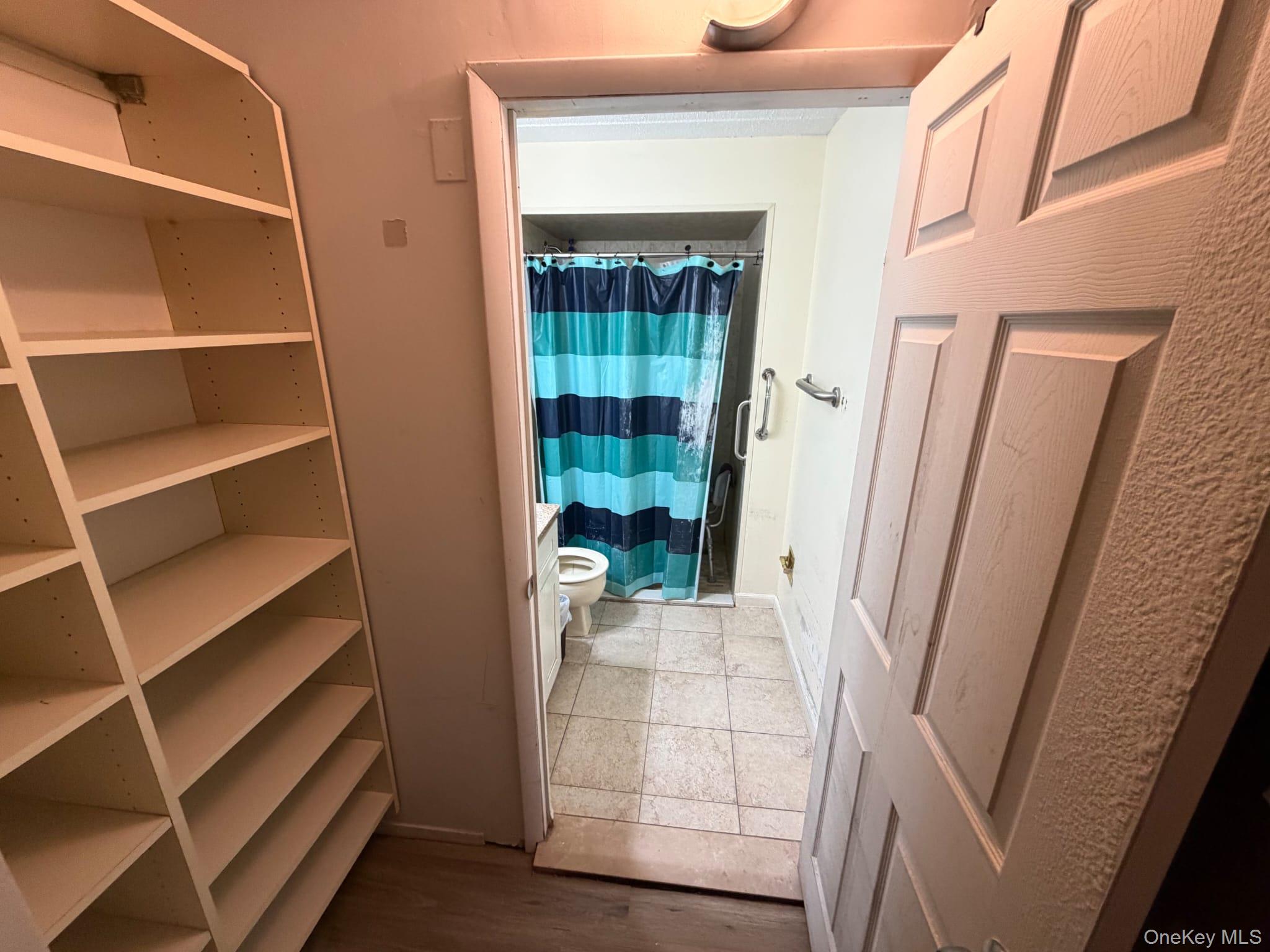 725 Miller Avenue, Unit 221 photo 6