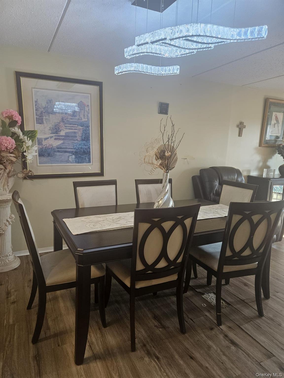 725 Miller Avenue, Unit 221 photo 2
