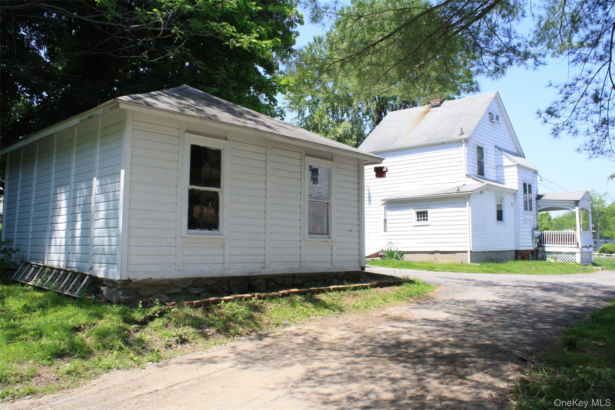 18 Church Street – For Sale photo 2