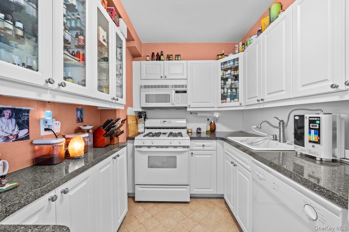 2575 SW Palisade Avenue, Unit 12C photo 8