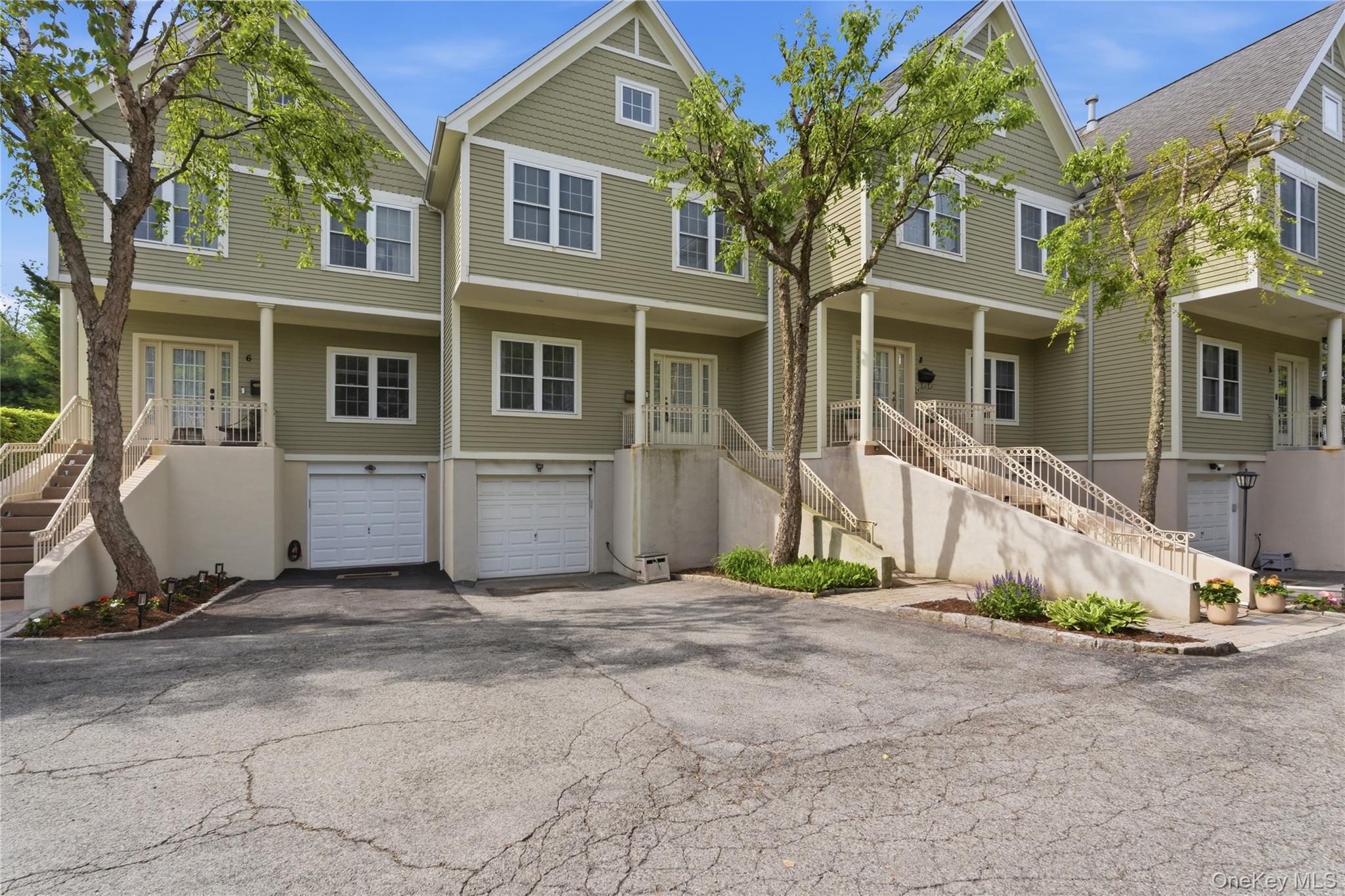 83 Kings Highway, Unit 7