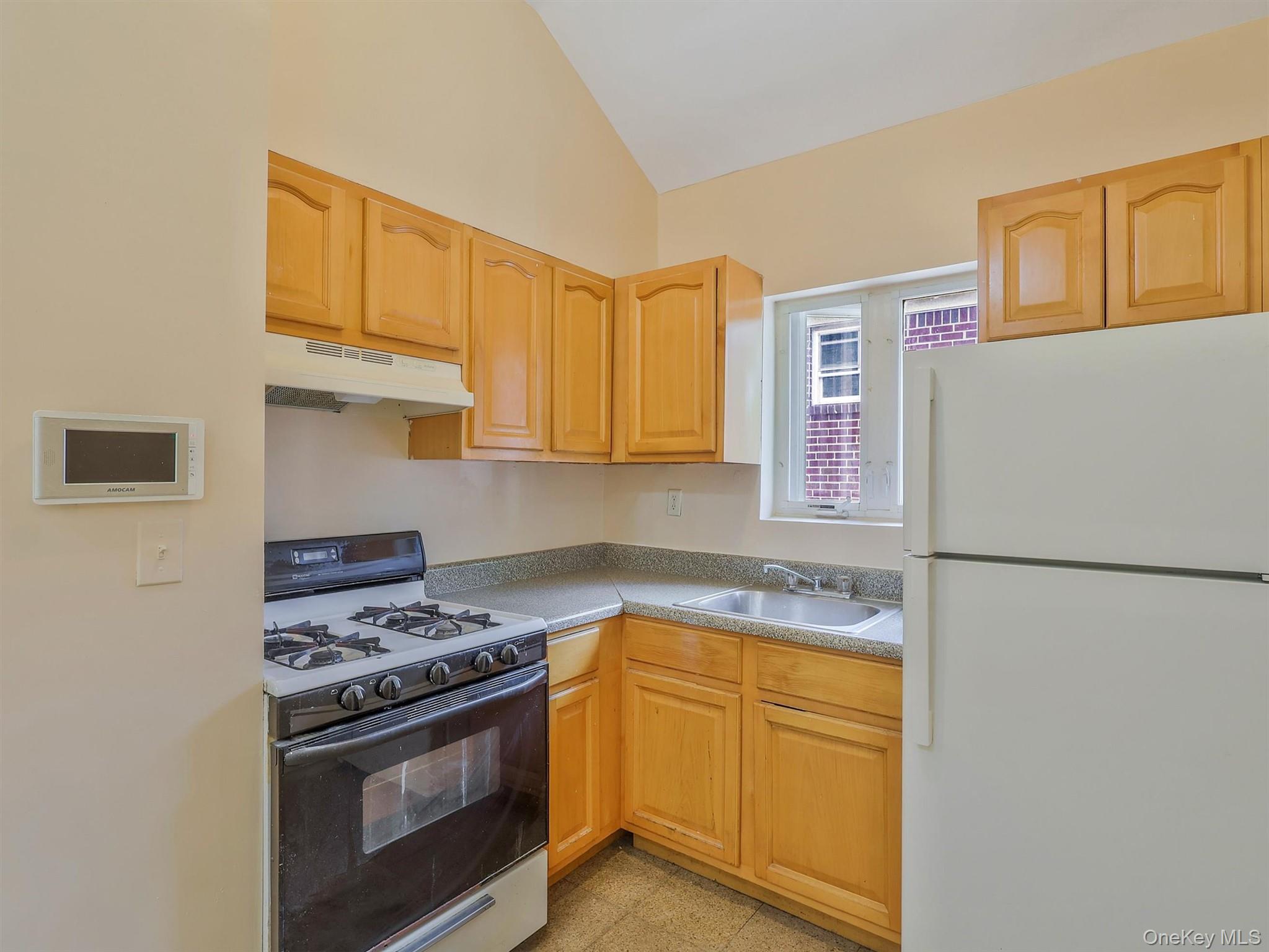 86-66 Midland Parkway – For Sale photo 13