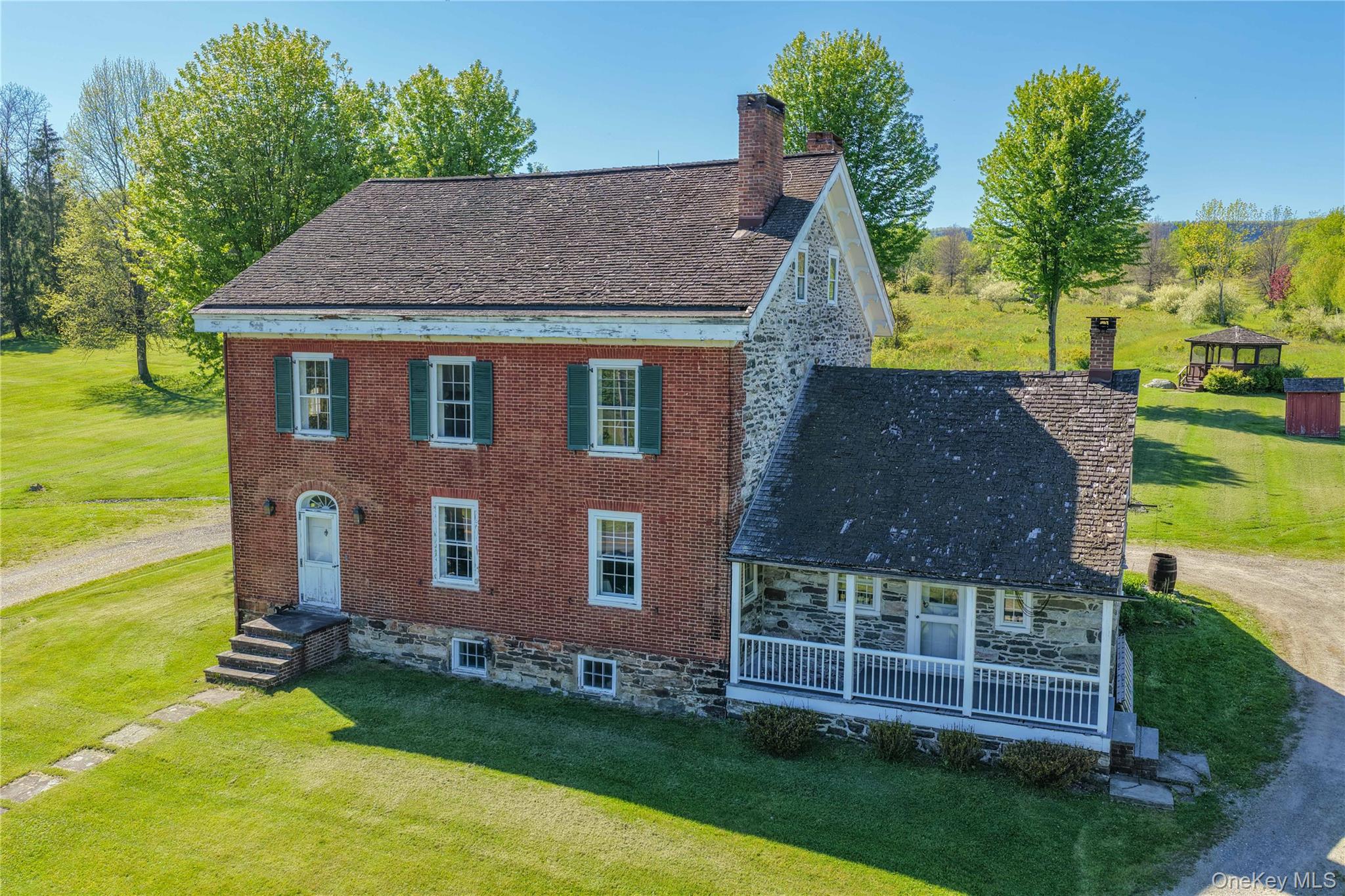 652 Albany Post Road – For Sale photo 4