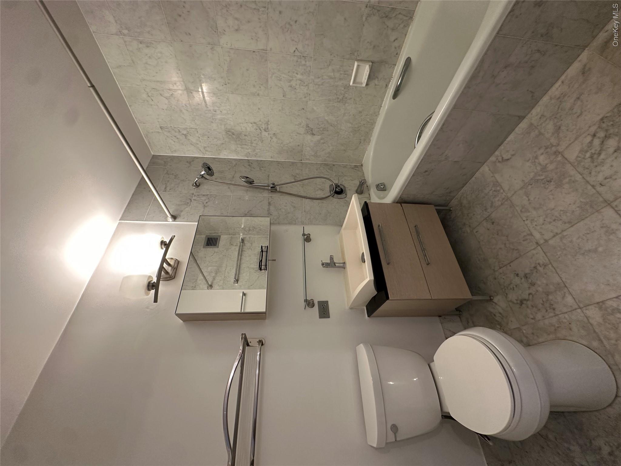 2 S End Avenue, Unit 7V photo 9