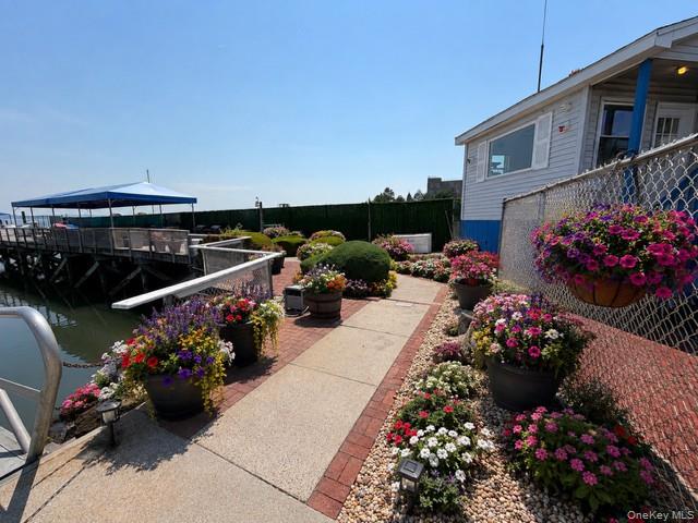 148 City Island Avenue, Unit D-45 photo 2