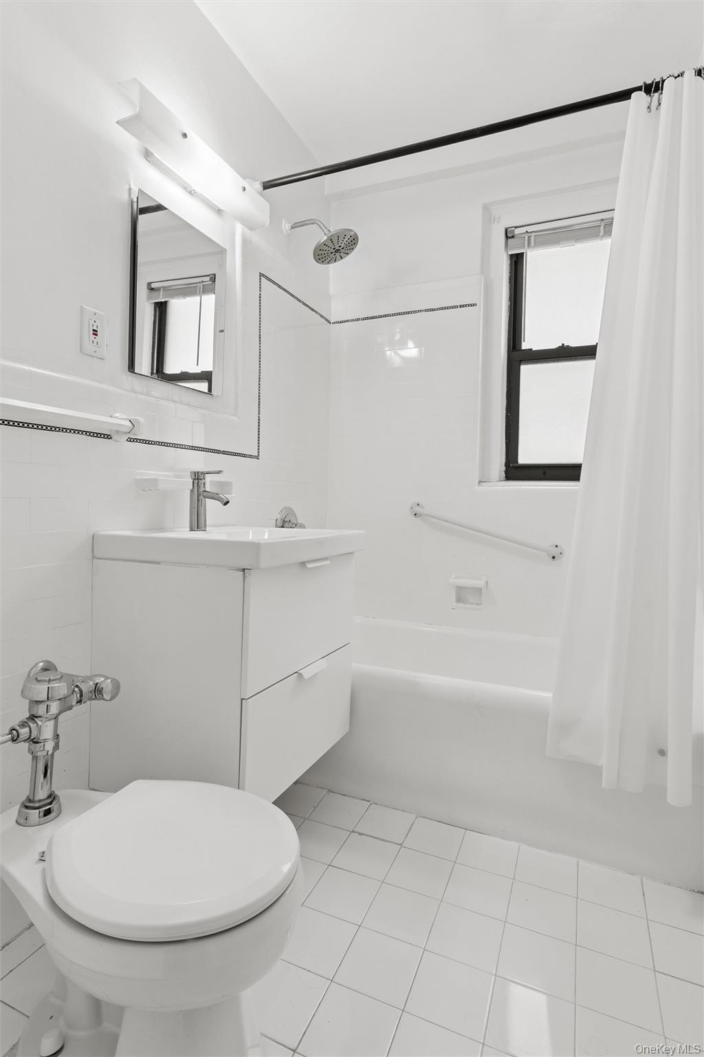 319 E 50 Street, Unit 10L photo 8