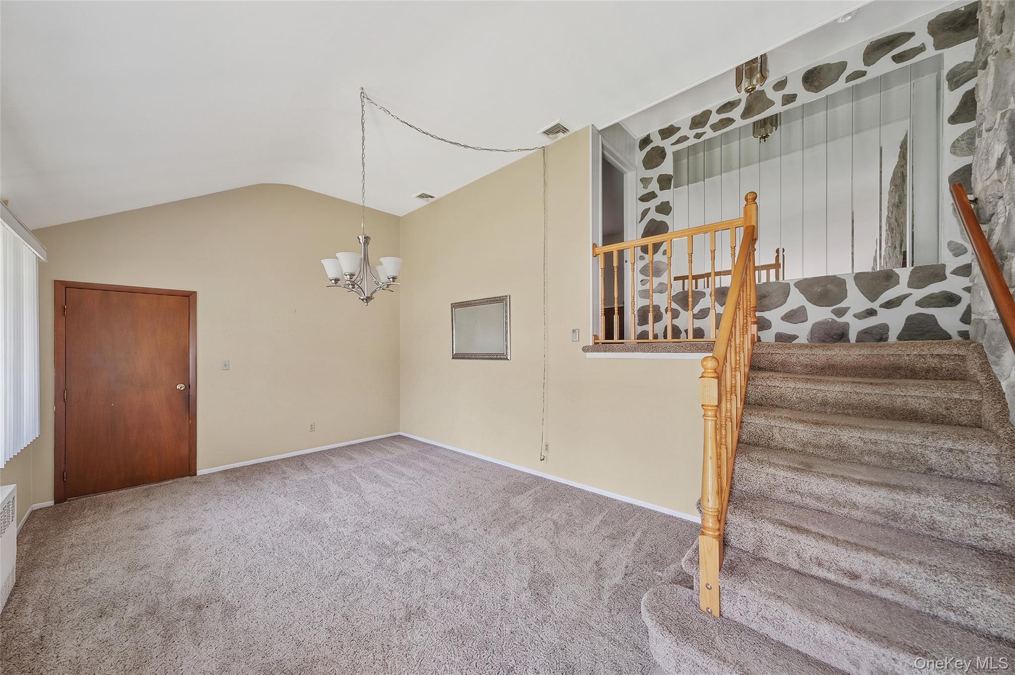 59 Maybrook Road – For Sale photo 4