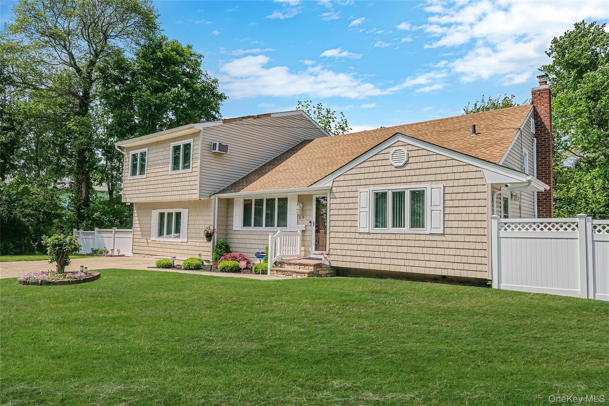 59 Maybrook Road – For Sale photo 3