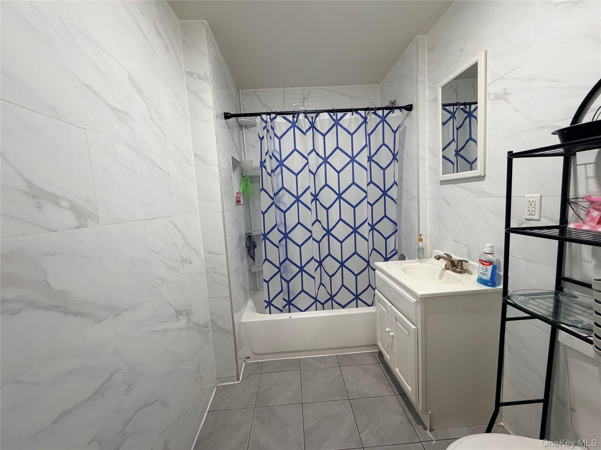 772 E 182nd Street – For Sale photo 3