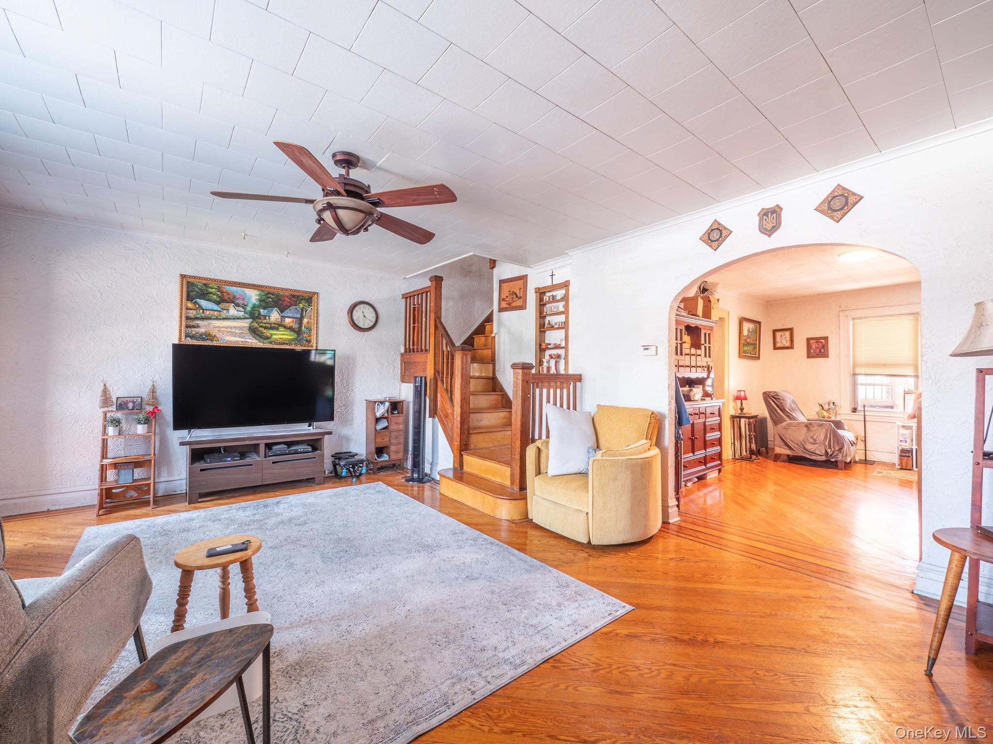 8914 63rd Avenue – For Sale photo 6