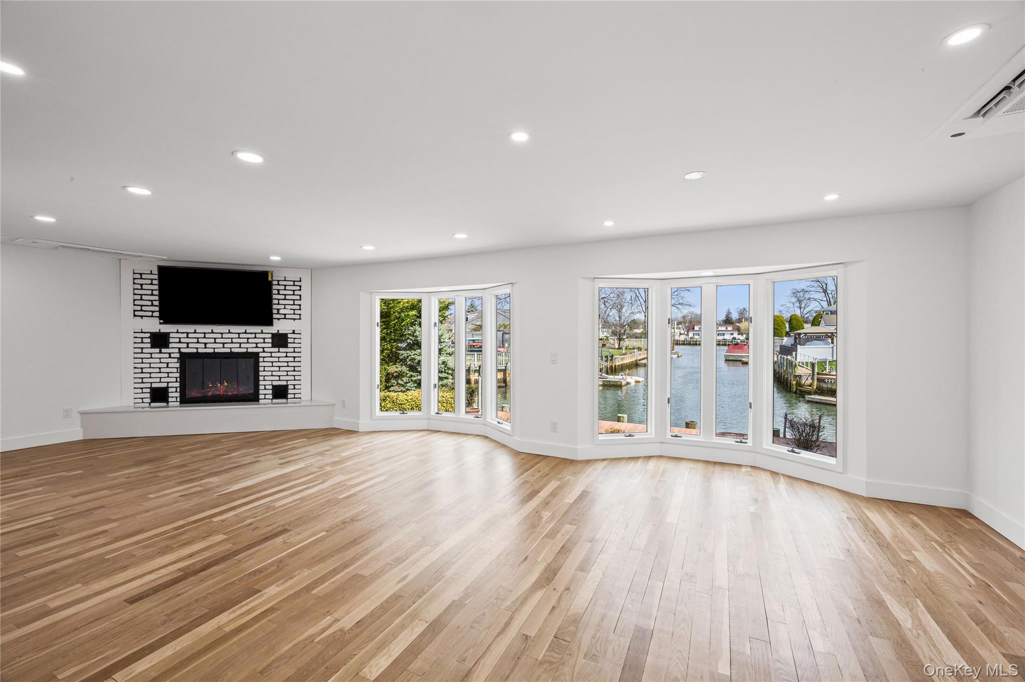 119 Alhambra Road – For Sale photo 6