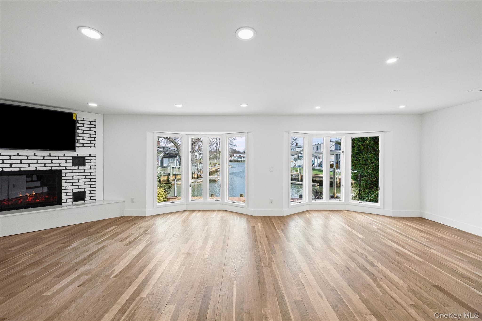 119 Alhambra Road – For Sale