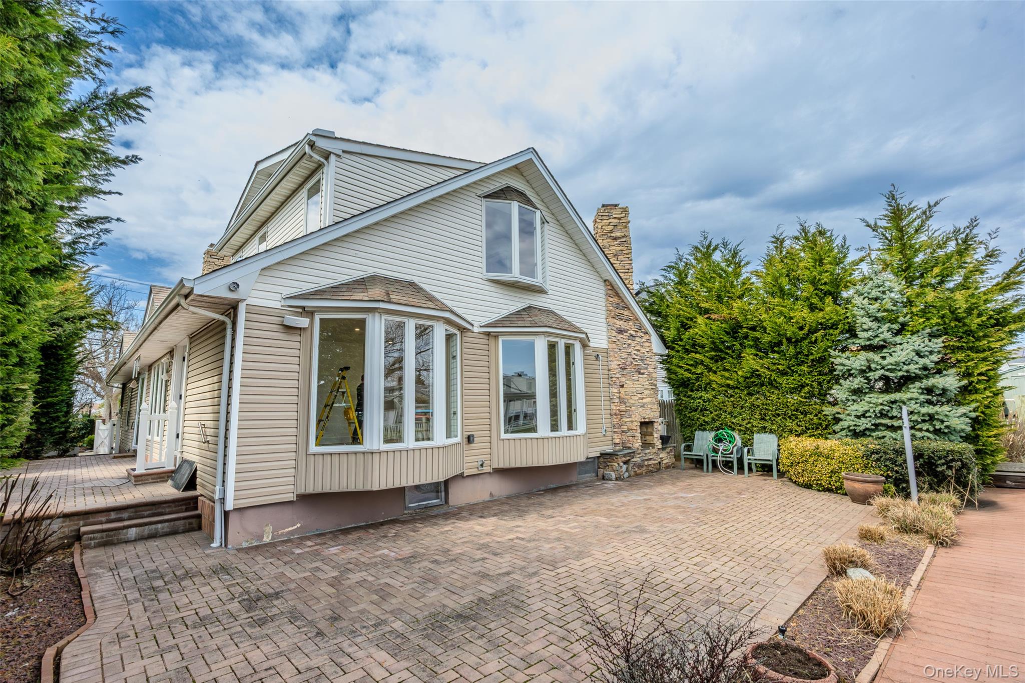 119 Alhambra Road – For Sale photo 42