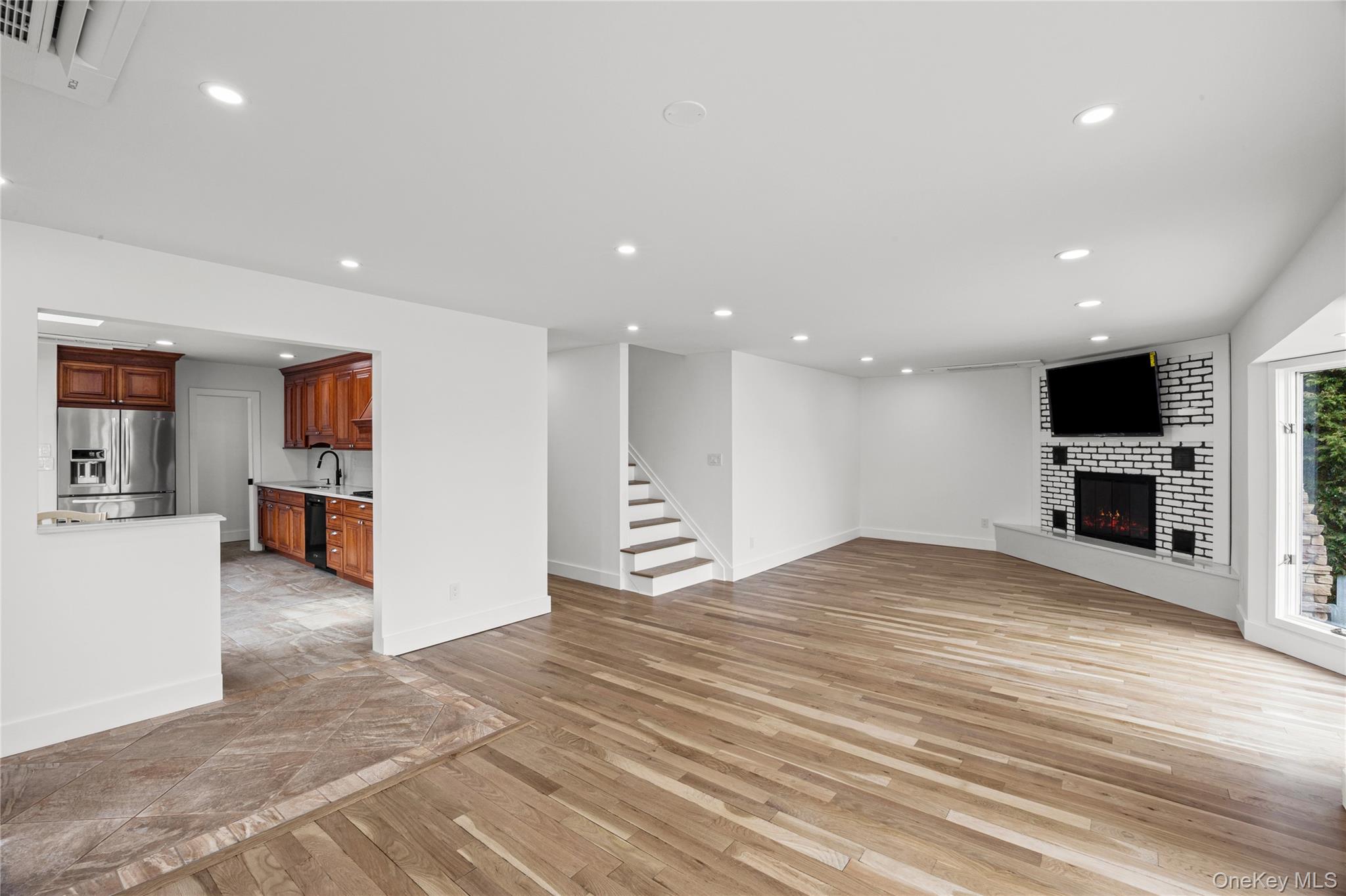 119 Alhambra Road – For Sale photo 8