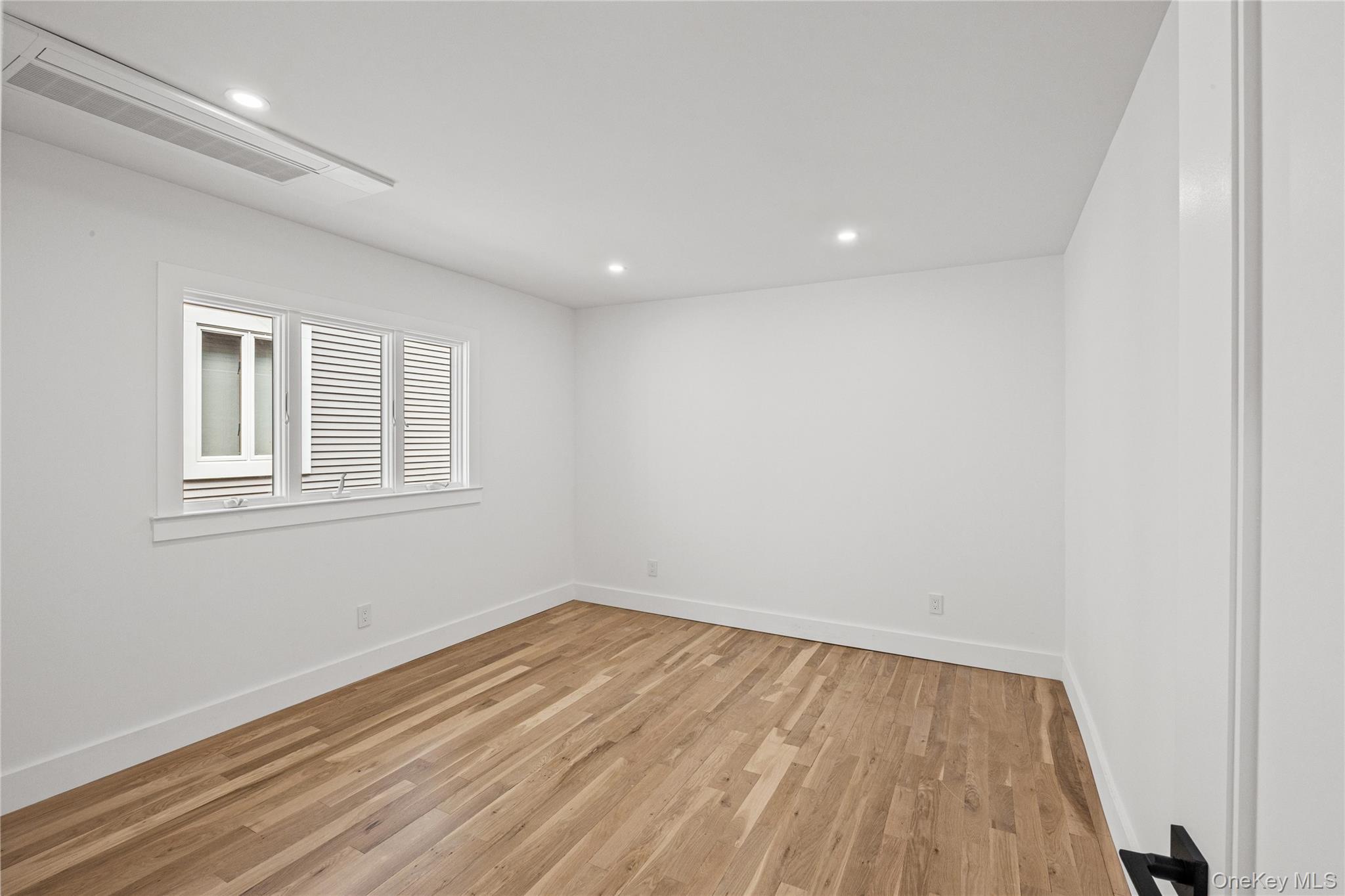 119 Alhambra Road – For Sale photo 16
